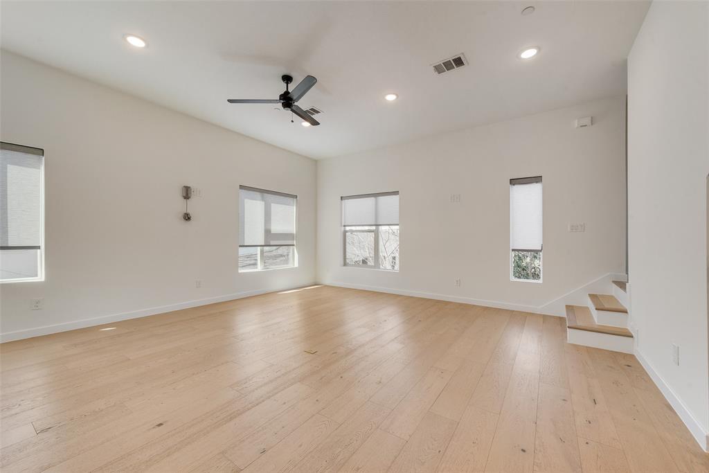 1505 N Garrett Avenue 204