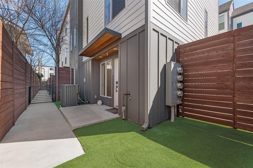 Garrett Park Townhomes - Residential