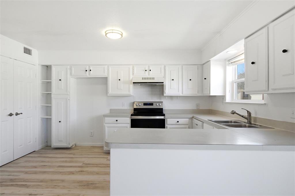 Captains Quarters Condo - Residential