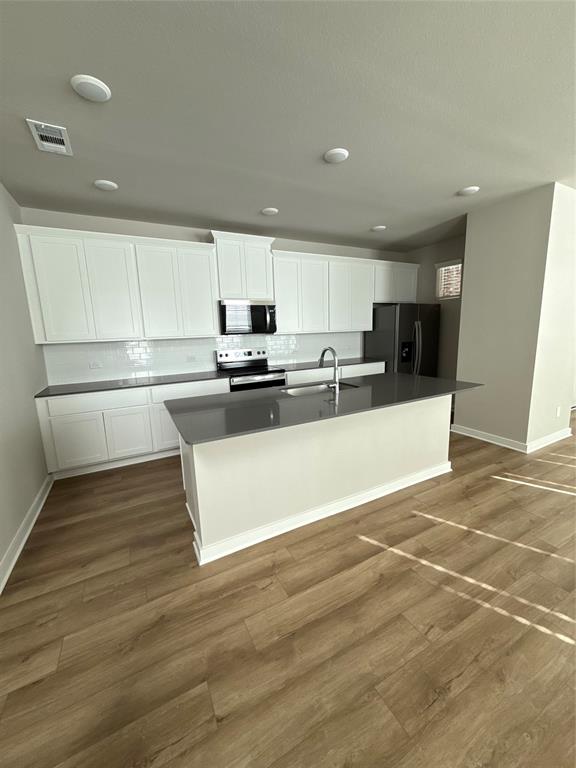 Mockingbird Estates Add - Residential Lease