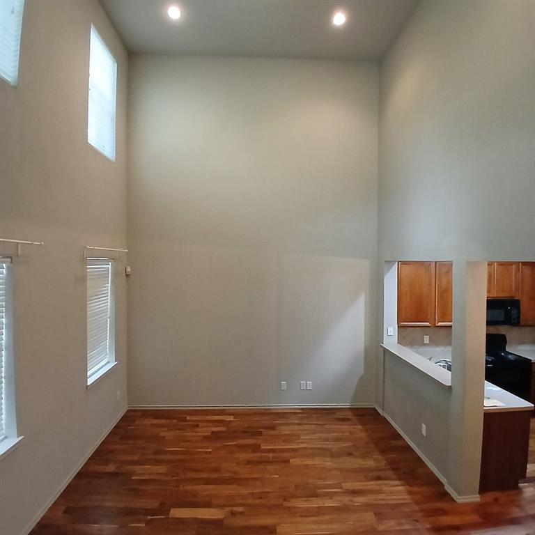 4051 Kyndra Circle