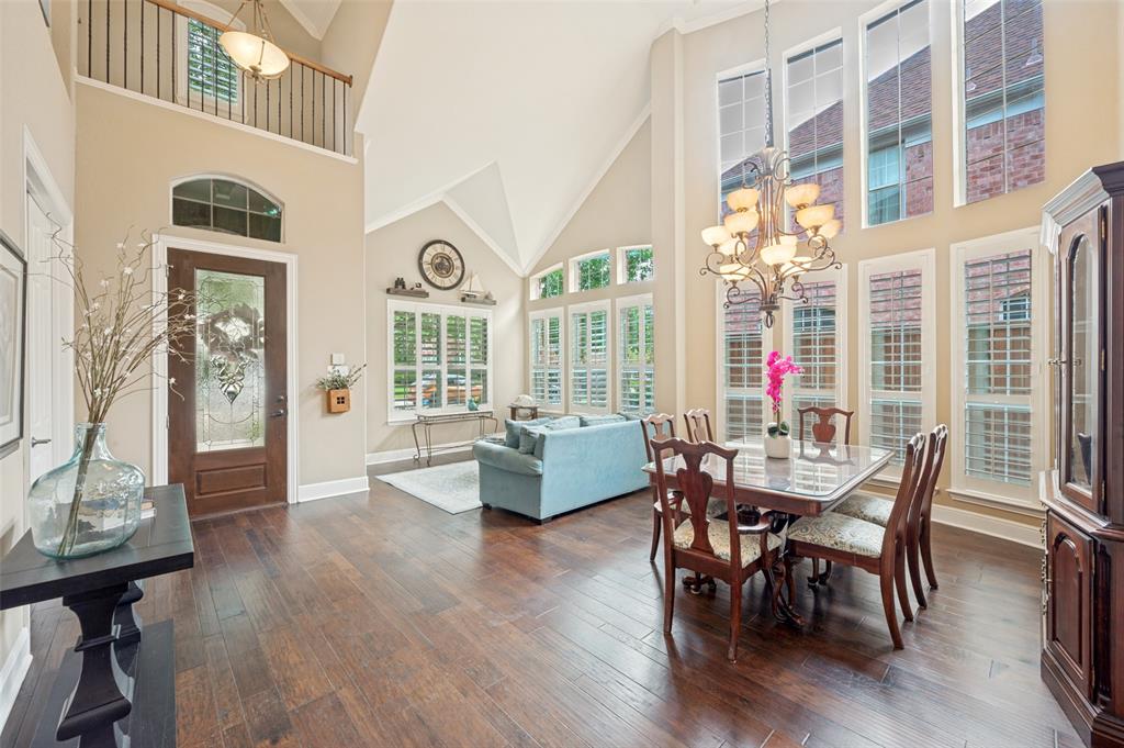 10172 Bowling Green Drive