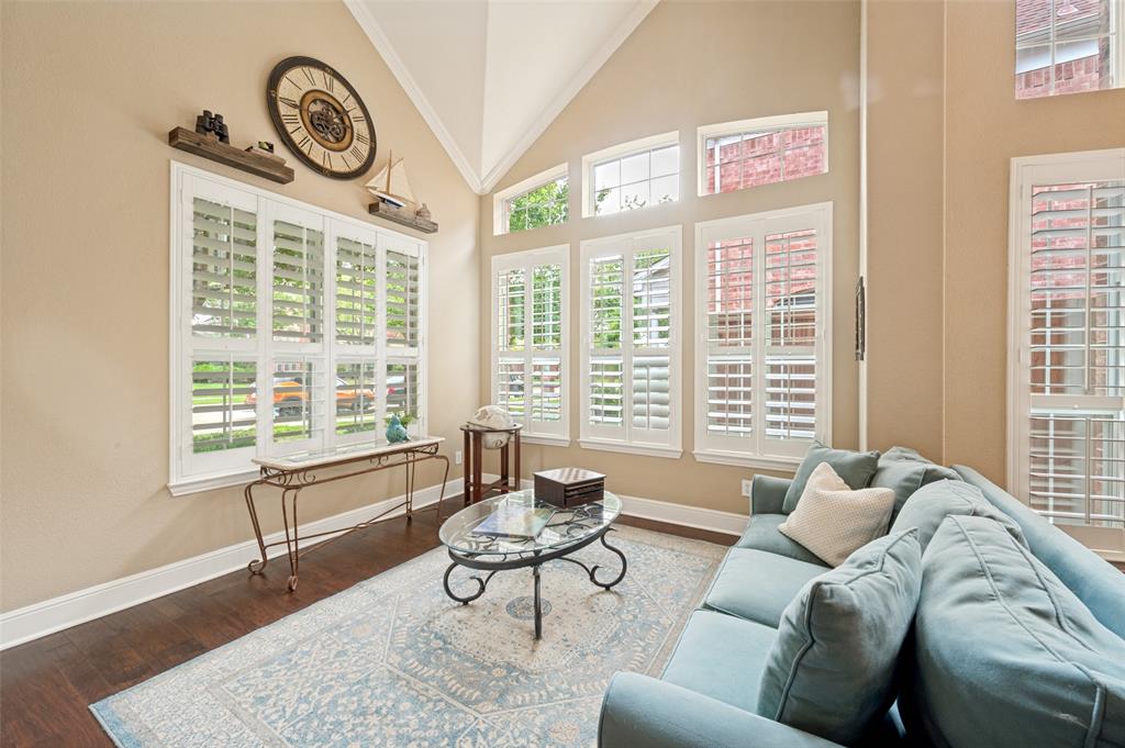 10172 Bowling Green Drive