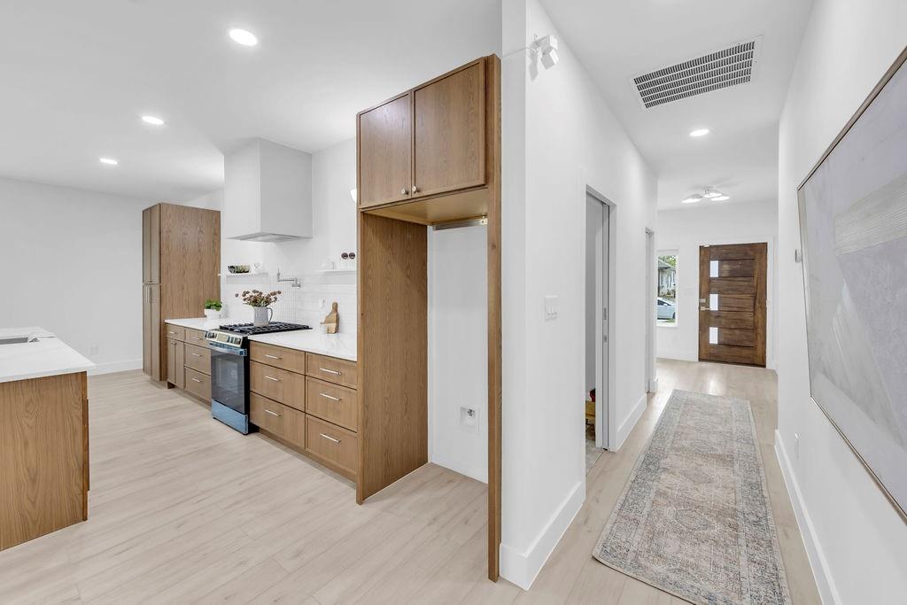 Dukes J C - Residential