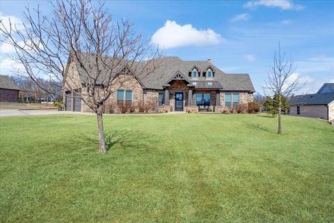 Photo of 137 Blackthorn Drive, Van Alstyne, TX 75495 (MLS # 21177666)