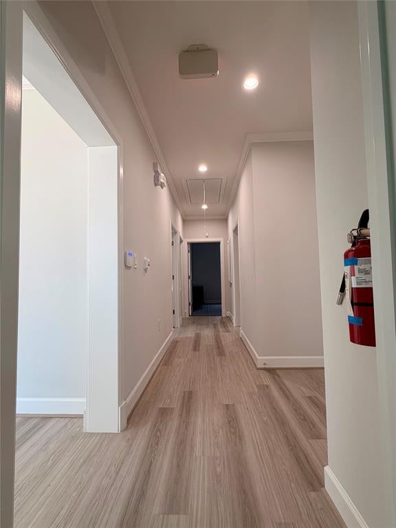 870 Hebron