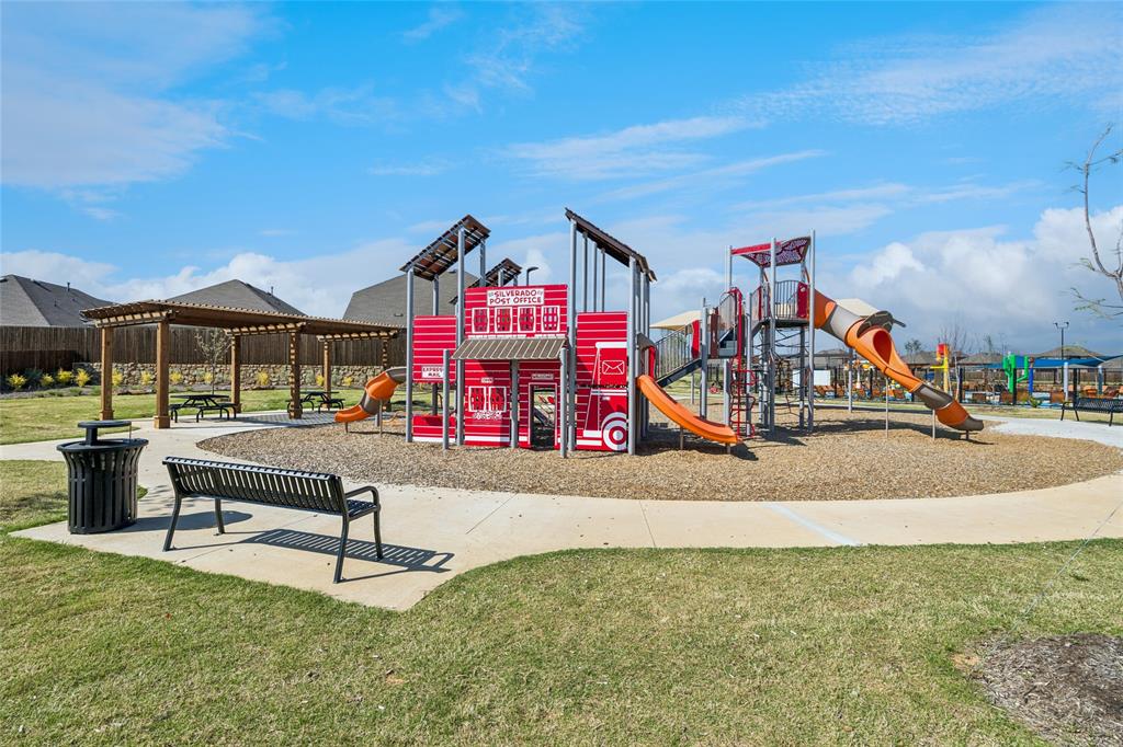 Silverado West - Residential