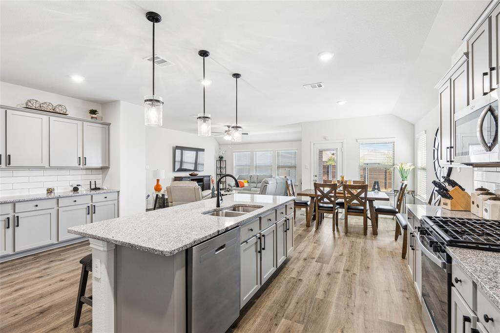 Silverado West - Residential