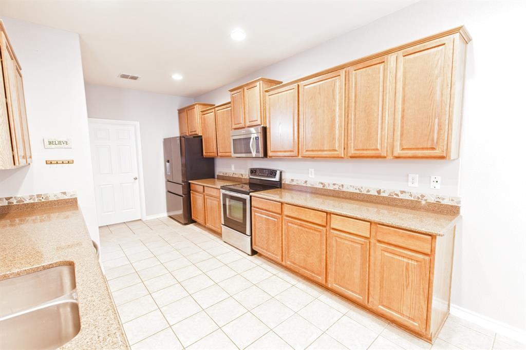 Silhouette Ph 2 - Residential Lease