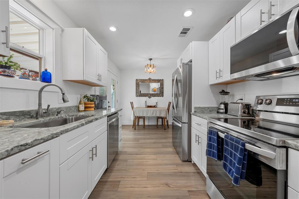 A K ANDERSON - Residential