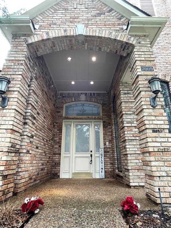 7009 Ebony Court