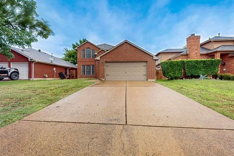 3974 Sword Dancer Way Grand Prairie TX 75052
