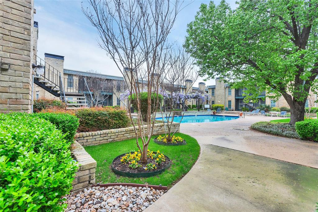 Park Meadow Condo - Residential