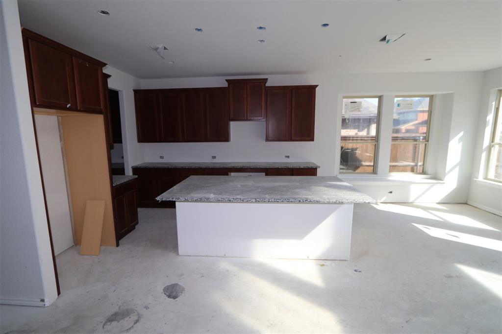 Photo 5 of 24 of 2900 Evergreen Trail house