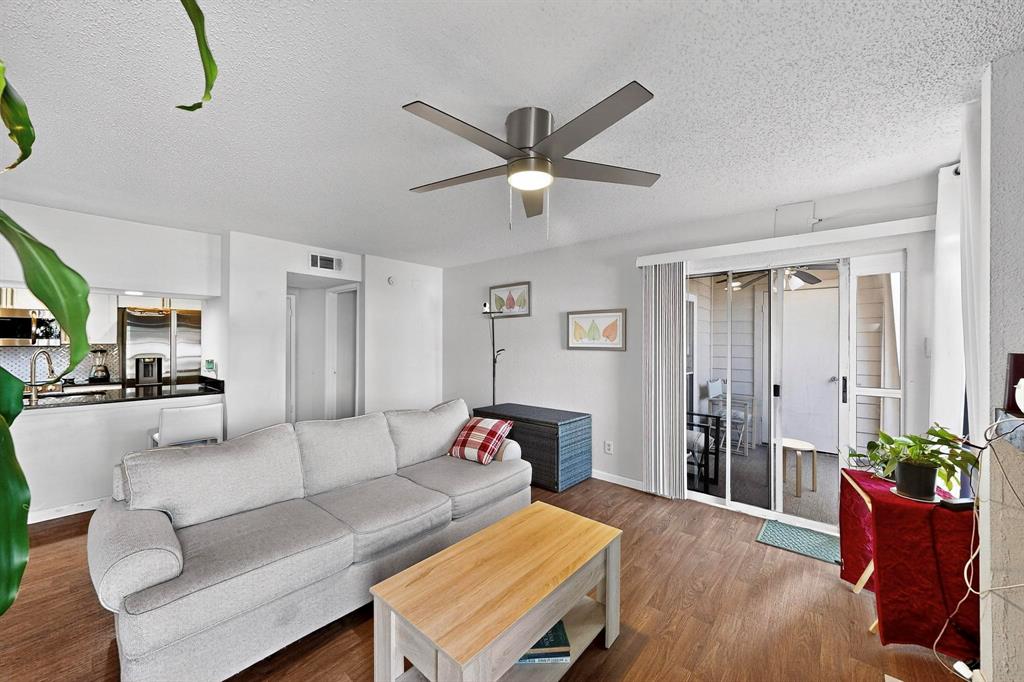 Creekbend Condo Ph 01-06 - Residential