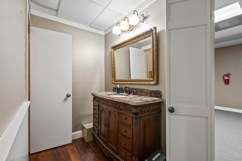 Otp Sherman - Commercial Sale