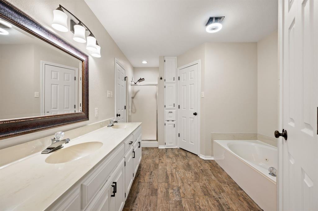 Runaway Bay - Residential