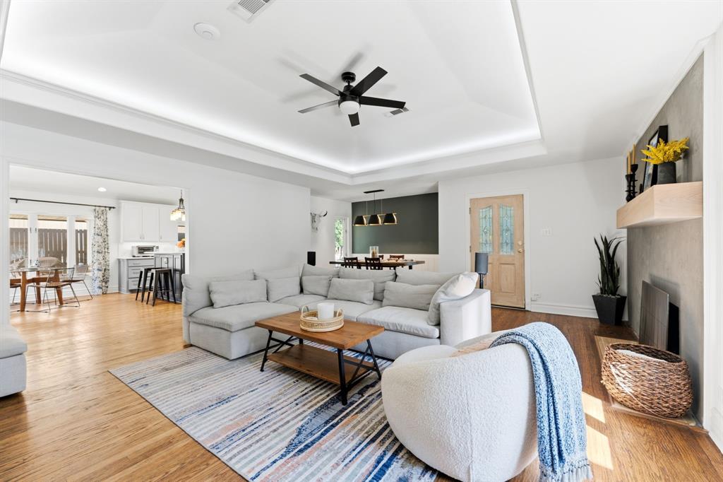 2223 Loving Avenue