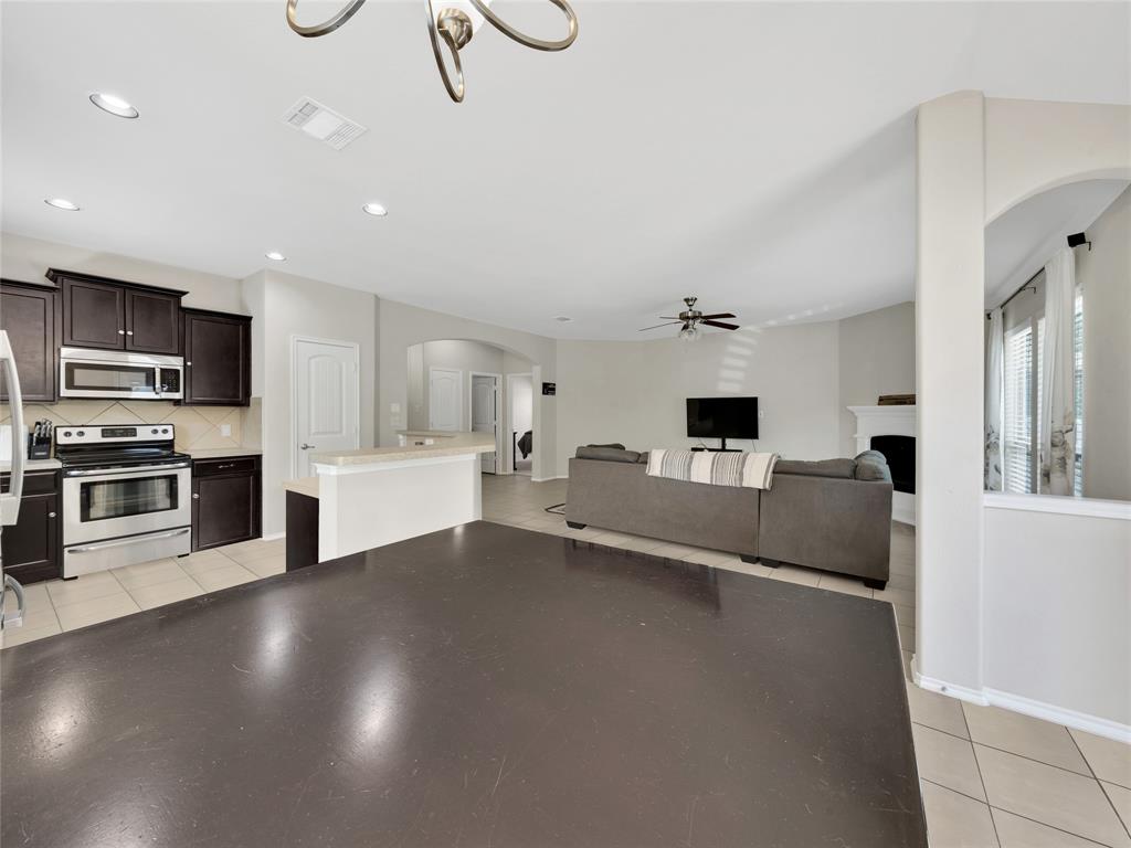 2305 Luscombe Lane