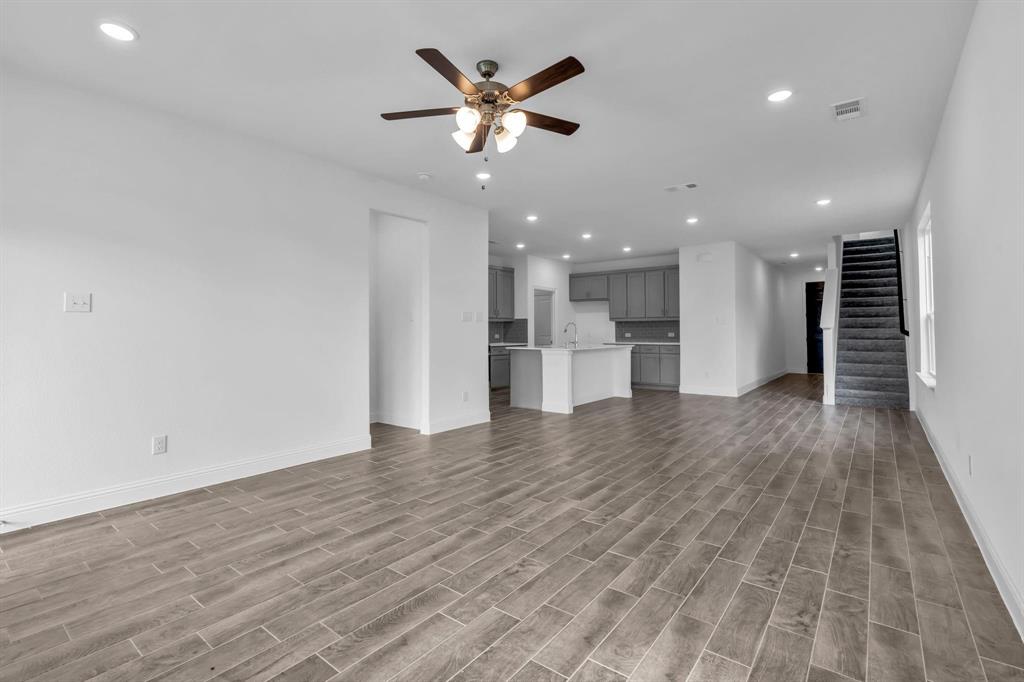 Anacapri, Ph 1b - Residential Lease