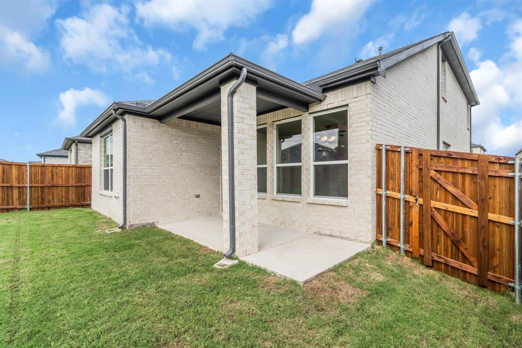 Anacapri, Ph 1b - Residential Lease