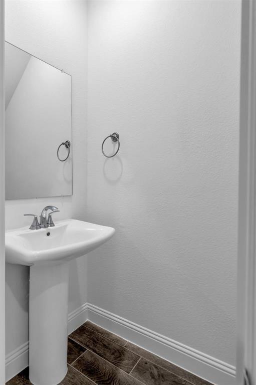 Anacapri, Ph 1b - Residential Lease