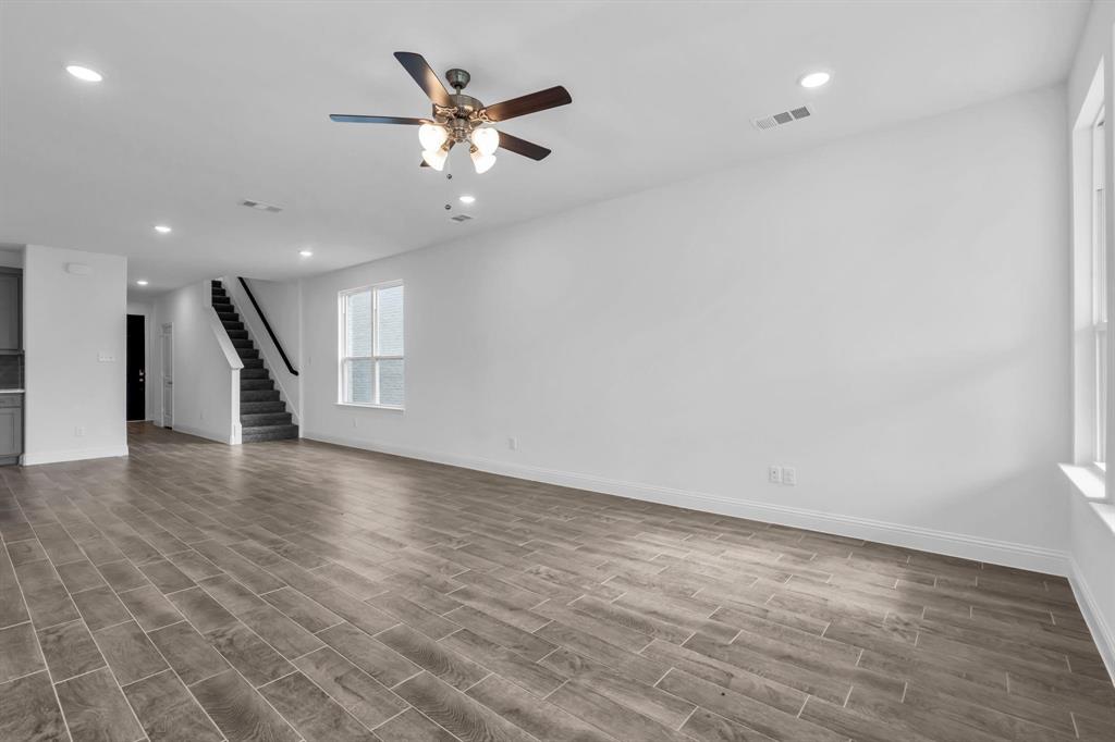 Anacapri, Ph 1b - Residential Lease