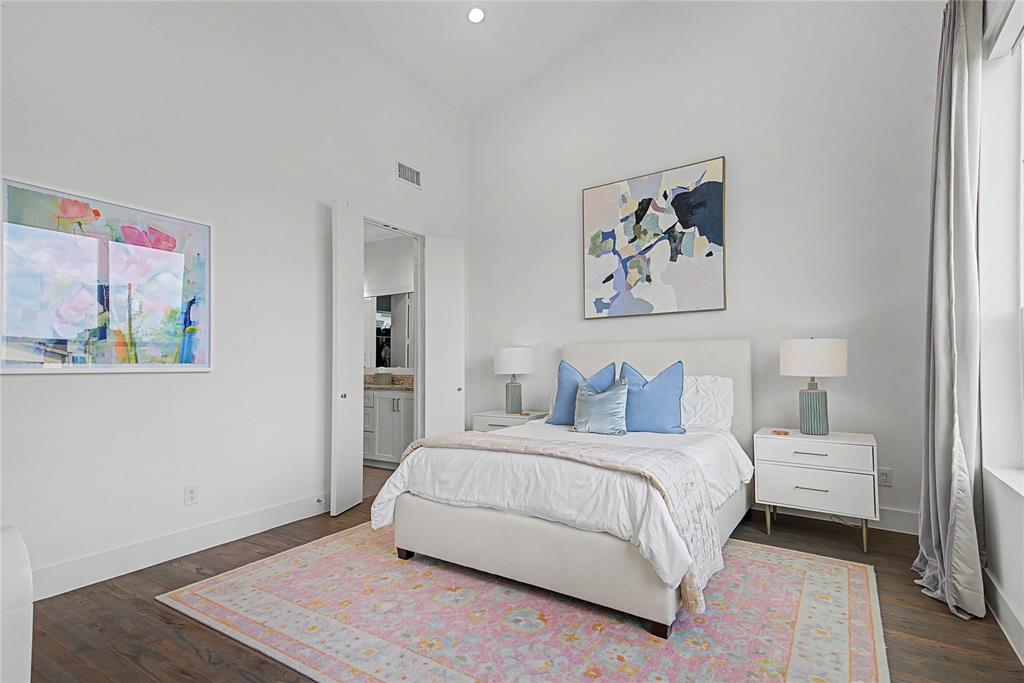 5811 Lindell Condo - Residential