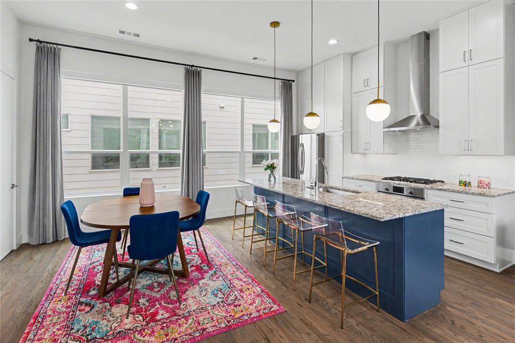 5811 Lindell Condo - Residential