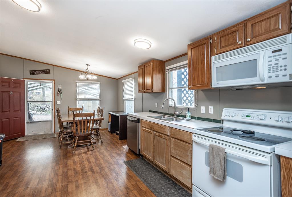 Sadler H - Residential