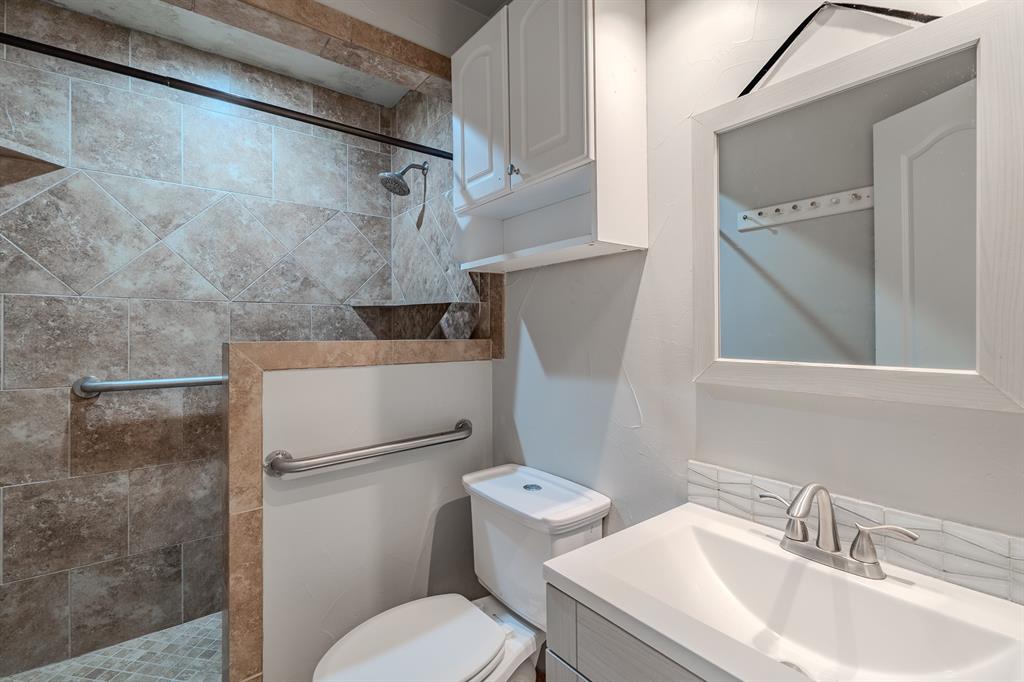 Vought Manor 04 - Residential