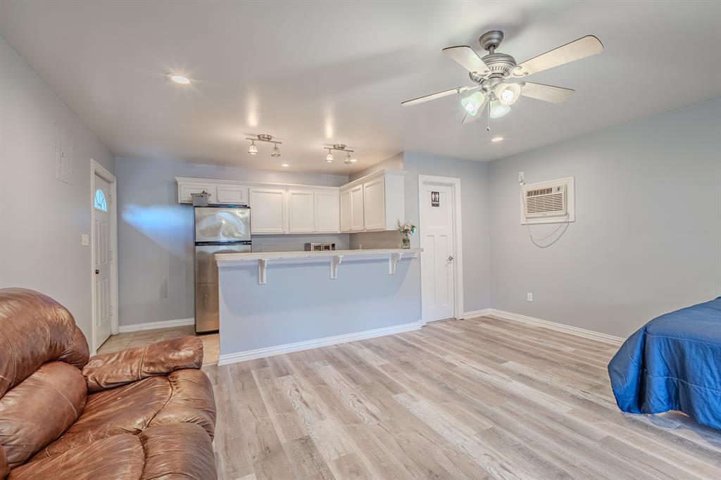 Vought Manor 04 - Residential