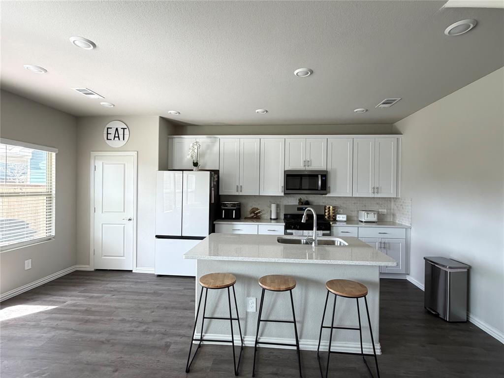 Lakehaven Ph 2 - Residential