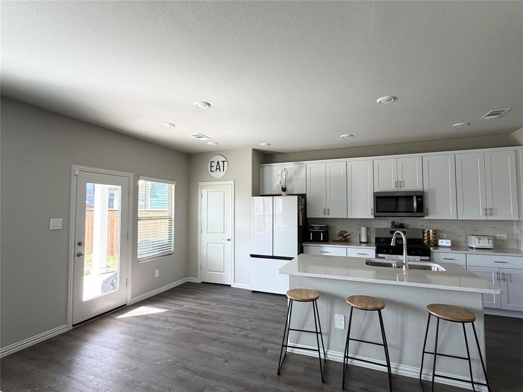 Lakehaven Ph 2 - Residential