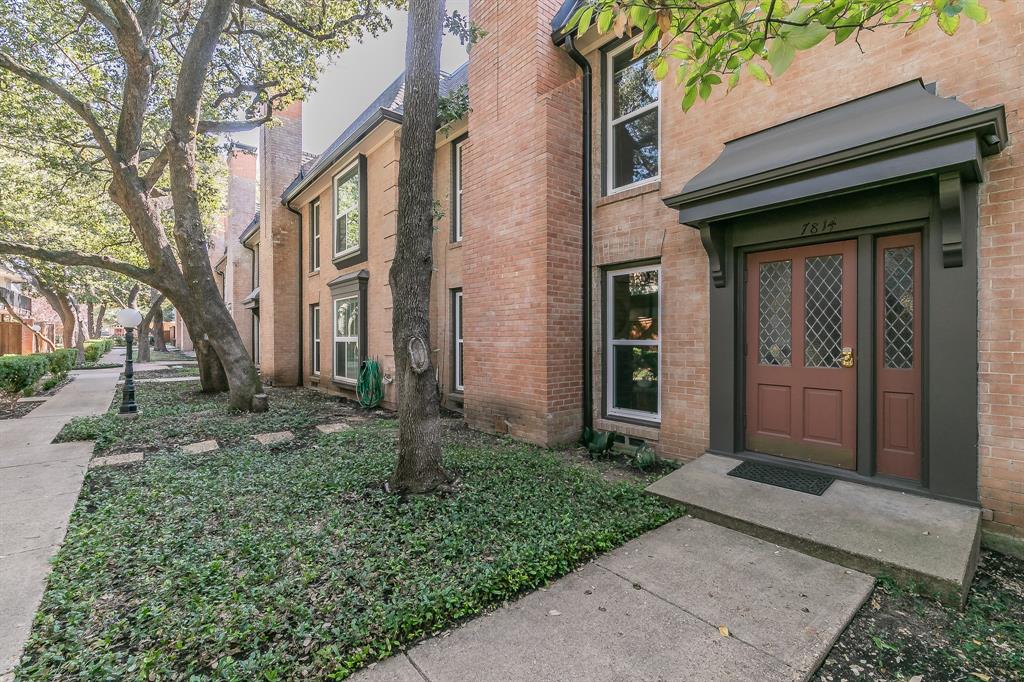 7814 Meadow Park Drive 220