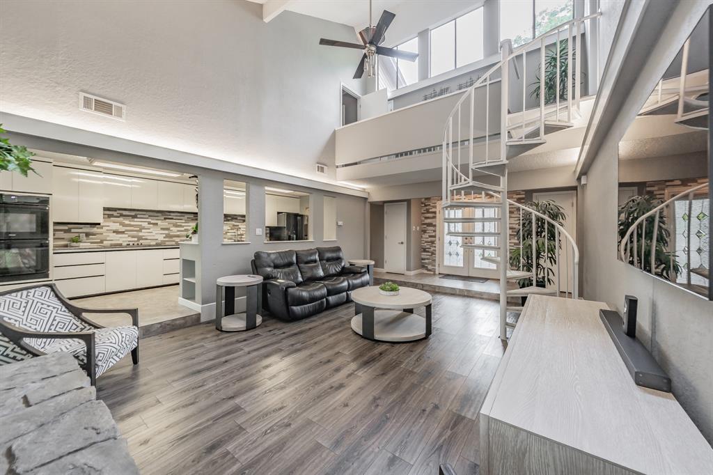 7300 Londonderry Drive