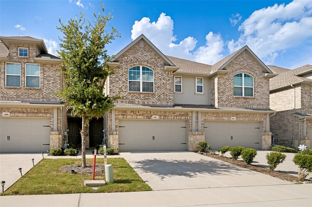 1006 Emil Place