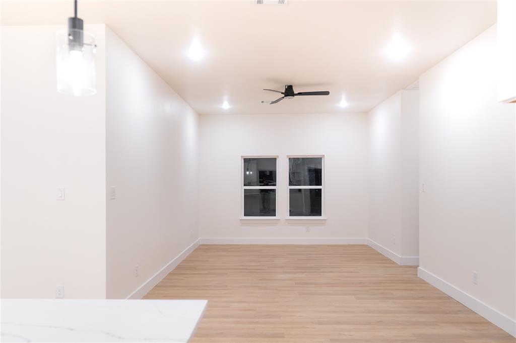 WHITLEY SUR, BEACHWOOD ESTS SEC E - Residential