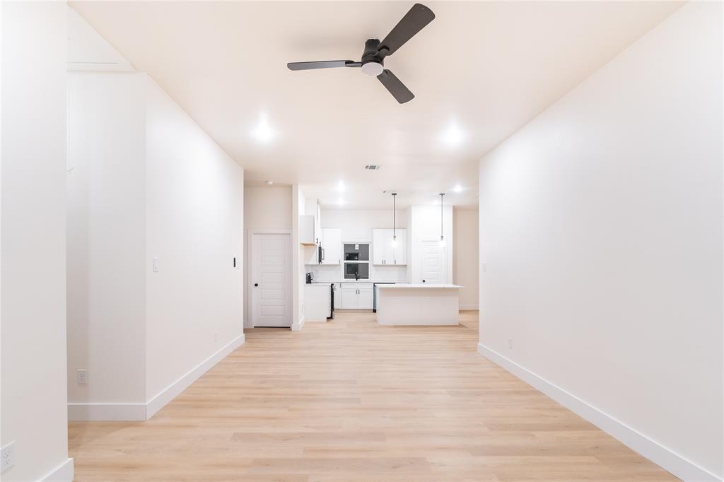 WHITLEY SUR, BEACHWOOD ESTS SEC E - Residential