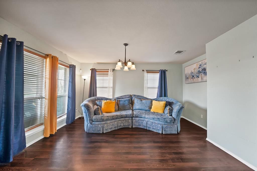 Photo of 2008 Woodhurst Trail, Heartland, TX 75126 (MLS # 21194083)