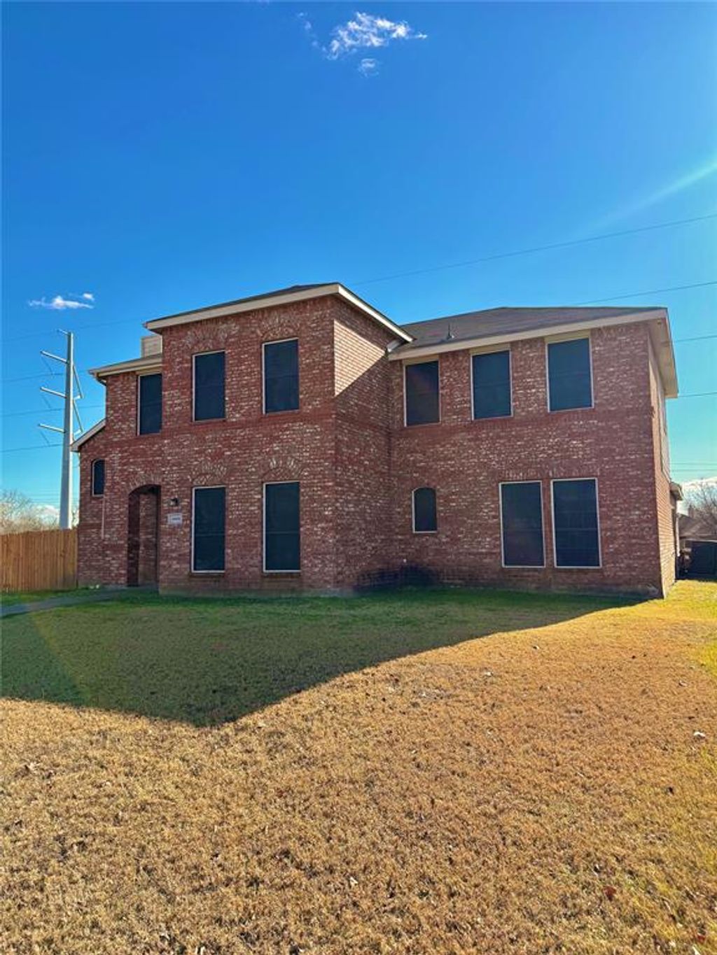 Photo of 2608 Saint Andrews Drive, Lancaster, TX 75146 (MLS # 21157120)