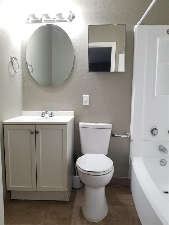 Rogers Court Second Revision - Residential Lease