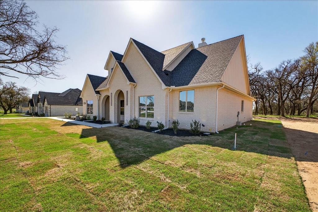 1004 Arbor Vista