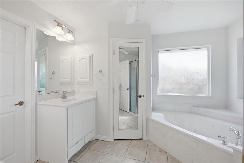 Laguna Tres Estate - Residential