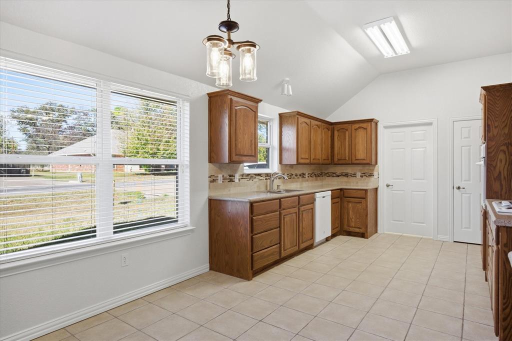 Laguna Tres Estate - Residential