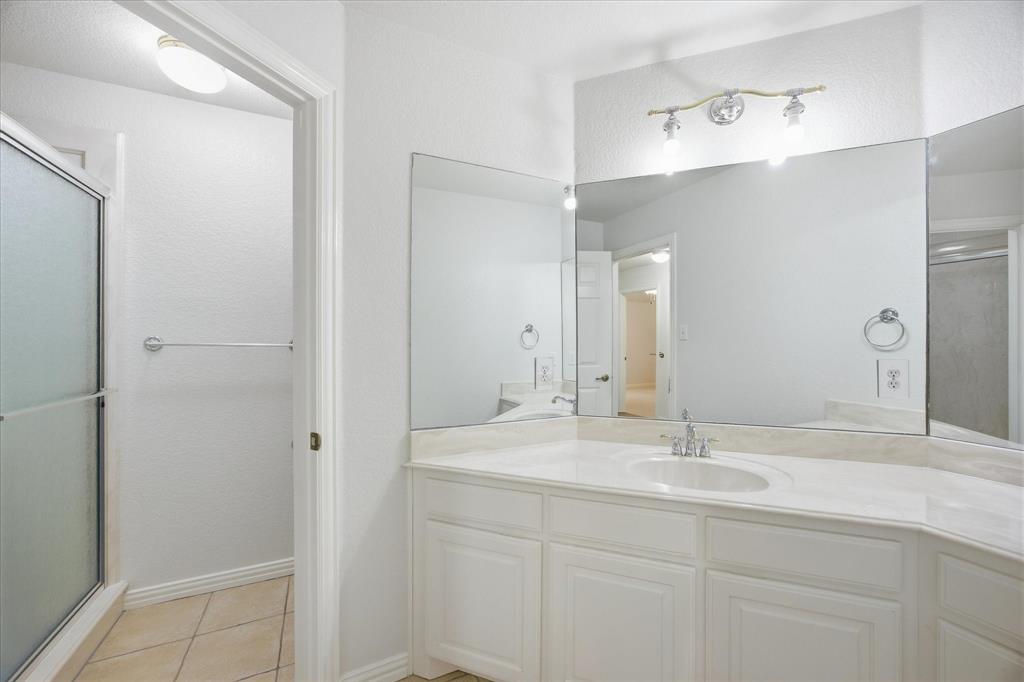 Laguna Tres Estate - Residential