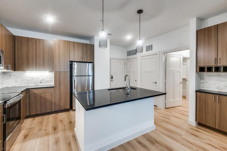 Beautiful brand new construction consisting of luxury apartments with gorgeous appointments. Features of the property include close proximity to downtown Dallas, gated parking, fitness center and more. Units feature stainless steel appliances, hardwood flooring, plush carpet in the bedrooms, beautiful quartz countertops, open layouts with impeccable design elements in the kitchens and bathrooms. Bedrooms have a large closets. There's almost too much to list, call for a personal preview today!

This unit is a loft with 35 foot ceilings!!! A must see for sure! Currently Offering 6 weeks free and no app and admin fee!!