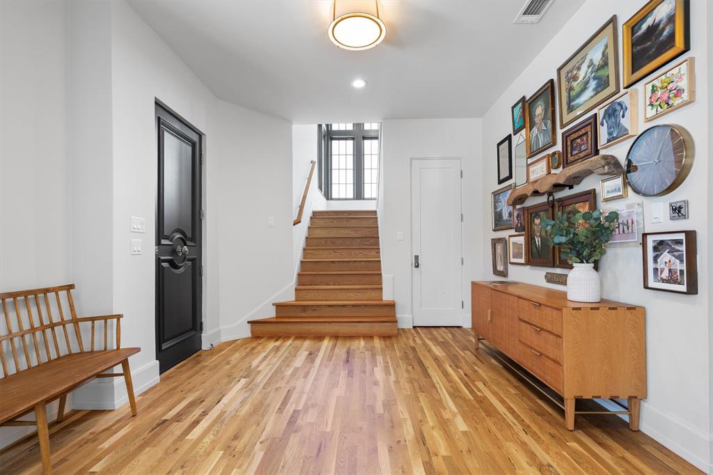 Hickory Hill Estate - Residential