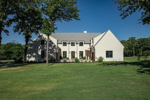 325 W Hickory Ridge Circle Argyle TX 76226