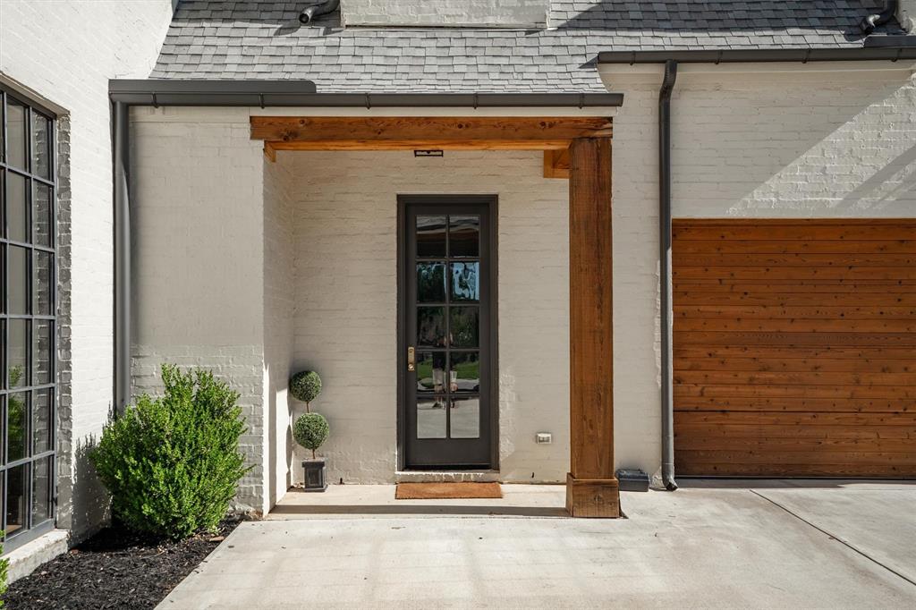 Hickory Hill Estate - Residential